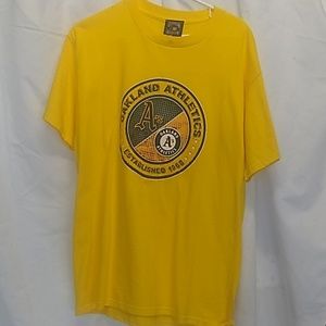 Oakland as shirt